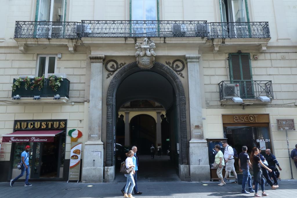 Toledo Boutique Studio Apartments Naples Luaran gambar